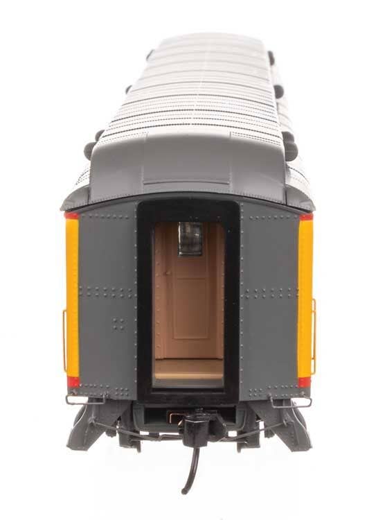 Walthers 920-17614 HO UP 82' Pullman-Built Heavyweight Paired-Window Coach #1224