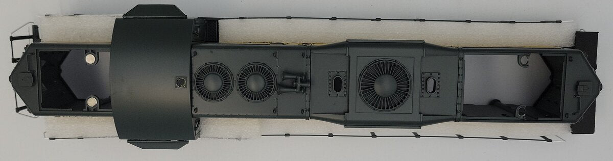 Lionel 38885-2 Chicago and North Western GP-9 Diesel Body Shell #712