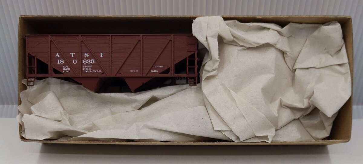 Accurail 2751 HO Scale Santa Fe Wood Side Twin Hopper Road # 180635 Kit