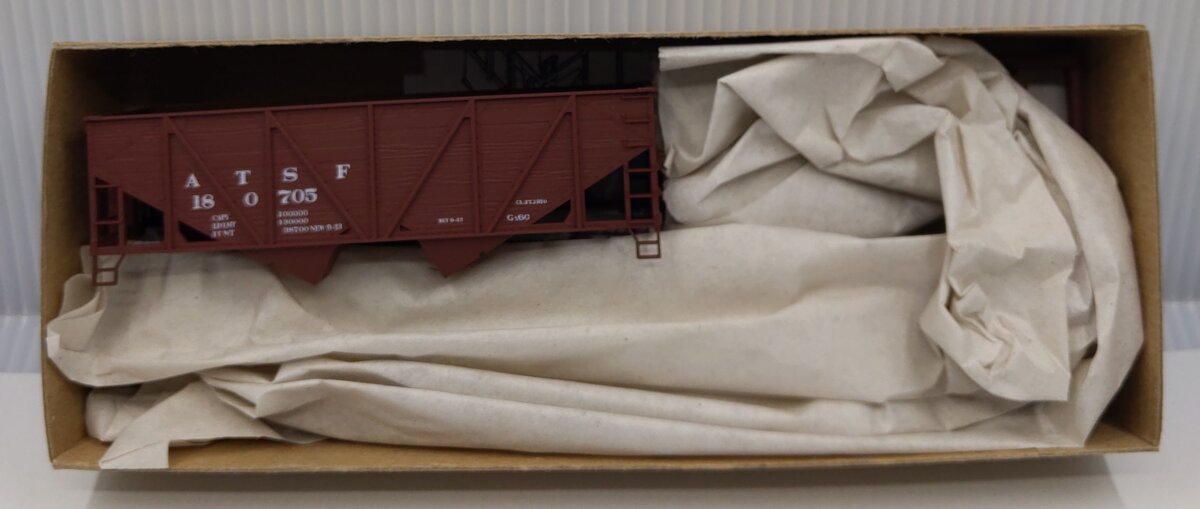 Accurail 2751 HO Scale Santa Fe Wood Side Twin Hopper Road # 180705 Kit
