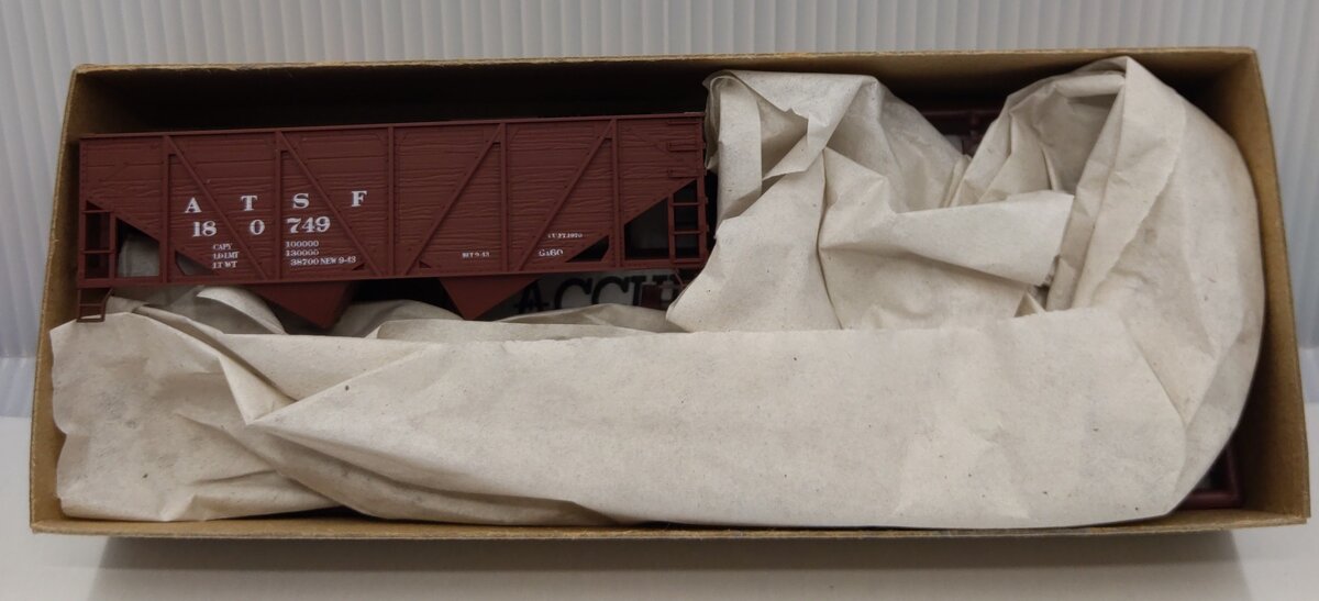 Accurail 2751 HO Scale Santa Fe Wood Side Twin Hopper Road # 180749 Kit