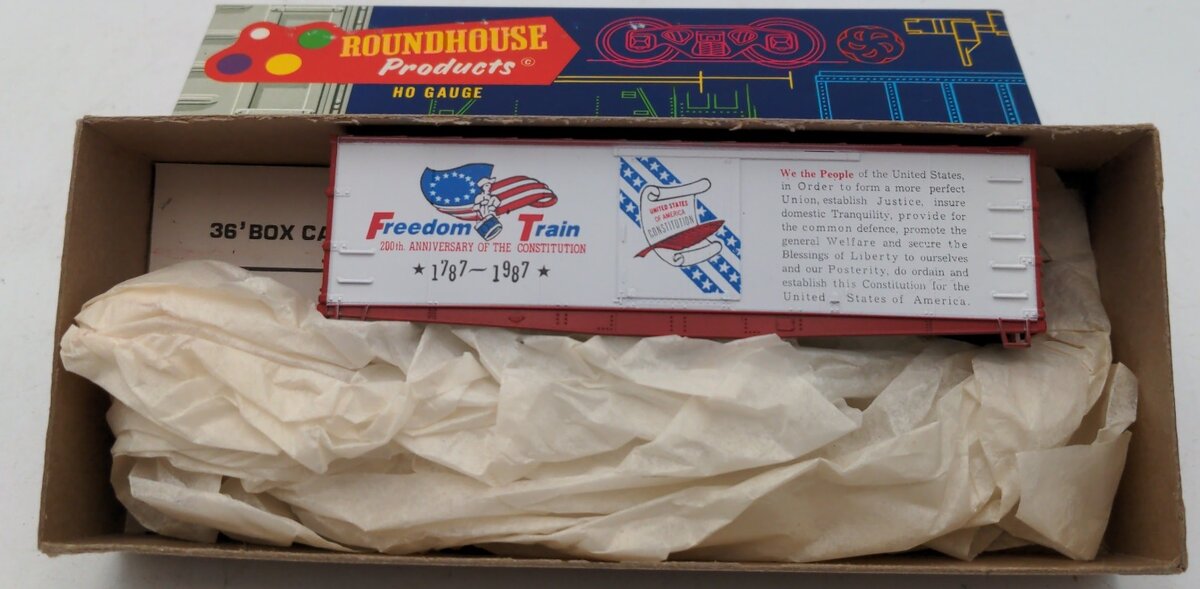 Roundhouse 3207 HO Freedom Train 1787-1987 36' Box Car Kit