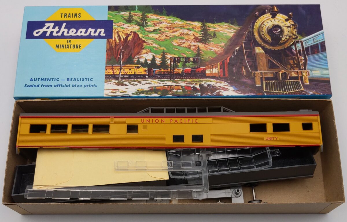 Athearn 5869 HO Union Pacific SL Vista Dome Unity Kit