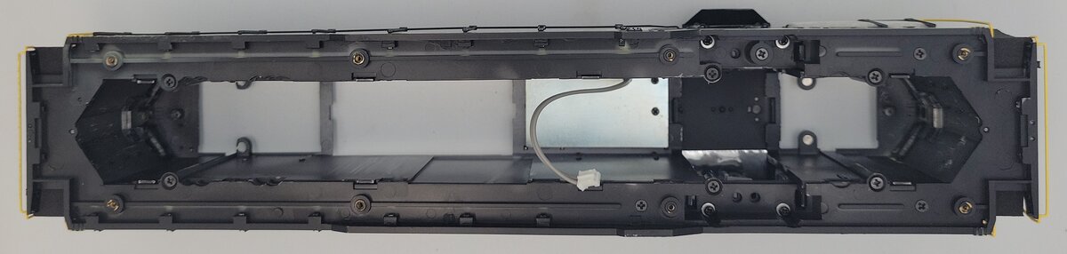Lionel 38887-2 Erie GP-9 Scale Diesel Locomotive Body Shell #1263