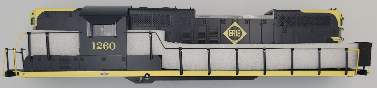 Lionel 38886-2 Eerie Legacy Scale GP-9 Diesel Locomotive Body Shell #1260