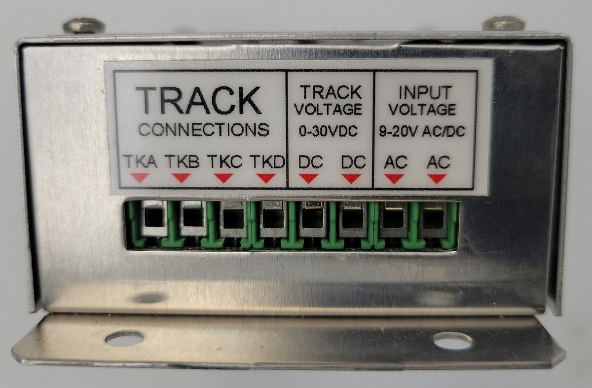 Bazooka Electronics ARM-5-ADC Realistic AutoRev