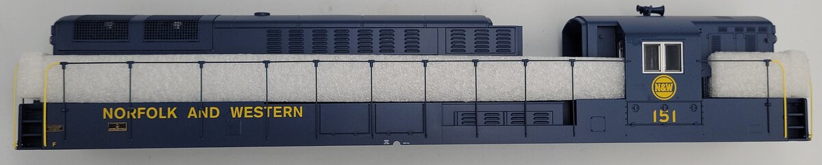 Lionel 81217-7 Norfolk and Western Legacy Scale H-24-66 Diesel Body Shell #151