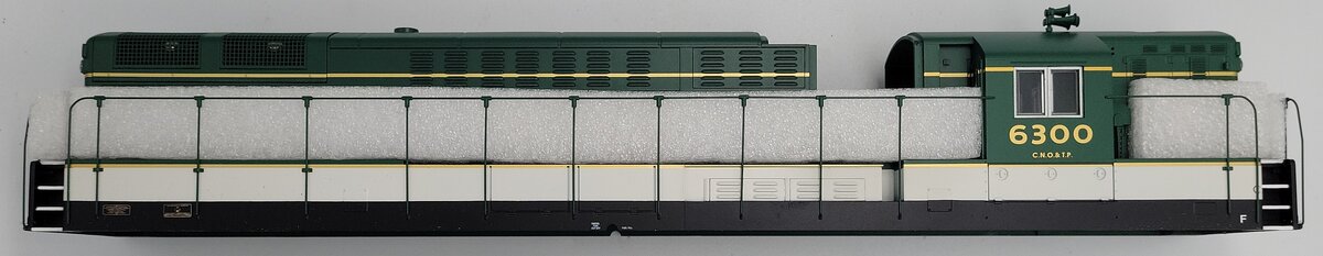 Lionel 81215-7 Southern Legacy Scale H-24-66 Diesel Locomotive Body Shell #6300
