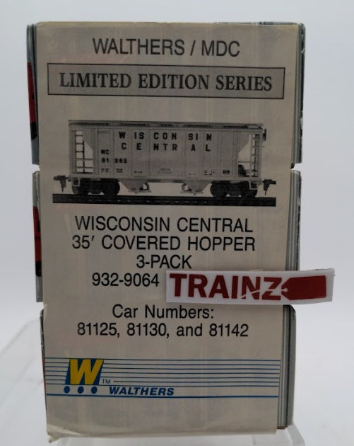Walthers 932-9064 HO Roundhouse Wisconsin Central 35' Covered Hoppers(Pack of 3)