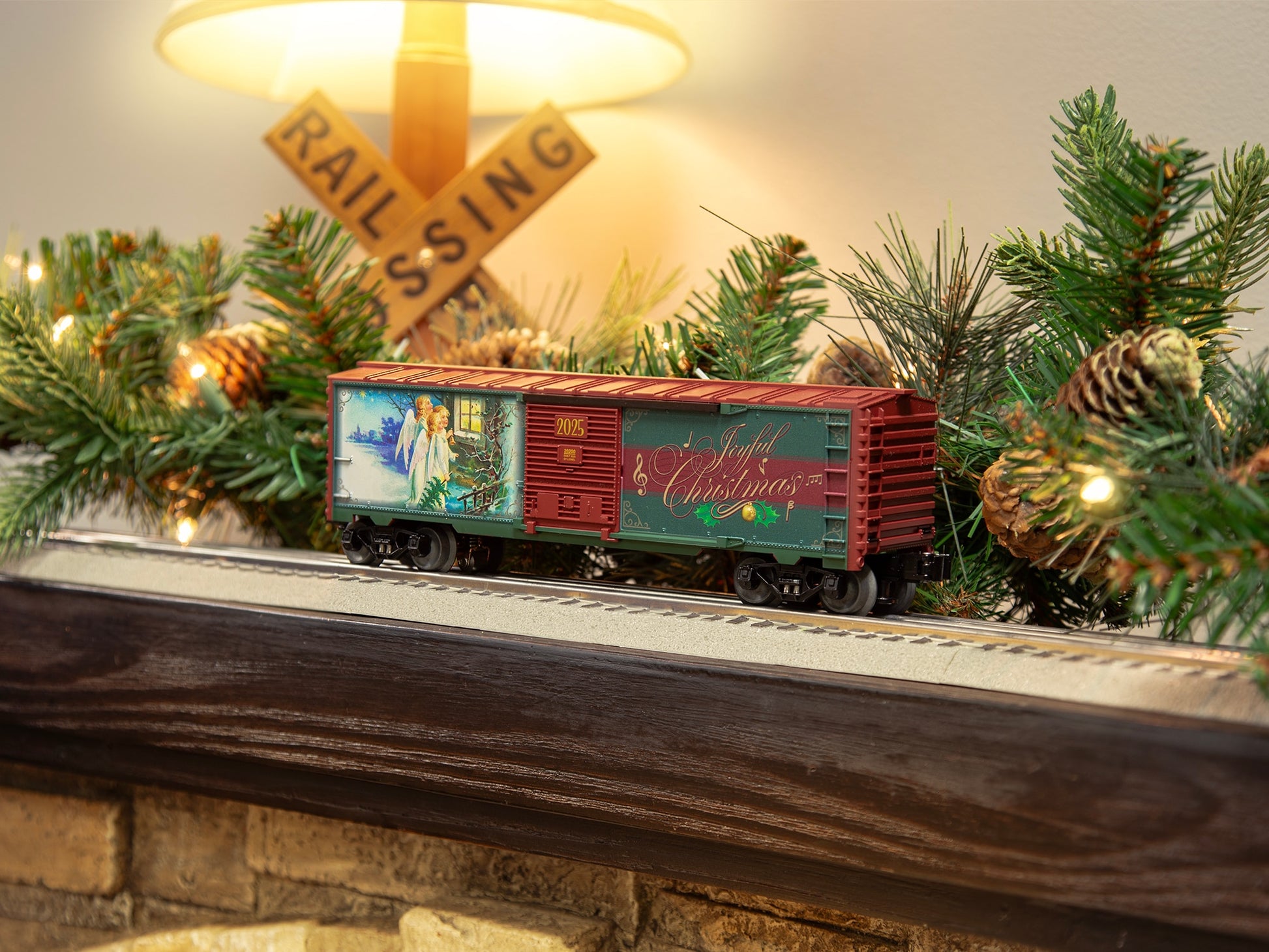 Lionel 2528200 O 2025 Christmas Sound Boxcar