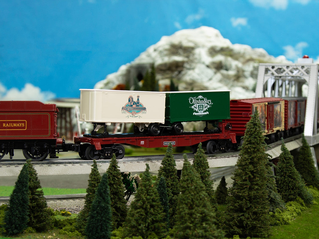 Lionel 2528560 O Harry Potter Hogsmeade Flatcar with Piggyback Trailer