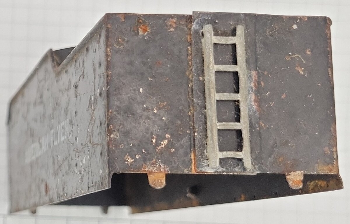 American Flyer 283T-3 Chicago and Northwestern Metal Tender Shell