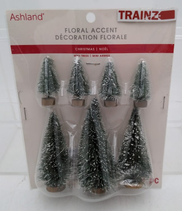 Ashland 700768 Snow Covered Green Pine Mini Trees (Pack of 7)
