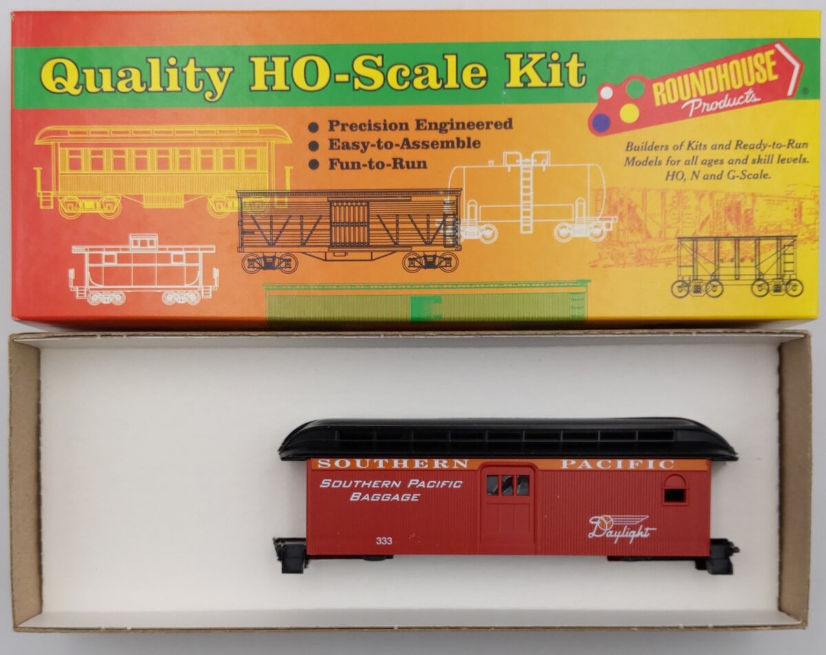 Roundhouse 77232 HO S. P. Daylight 34' Overton Baggage Car Kit