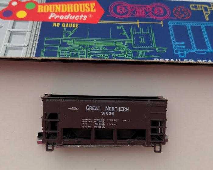 Roundhouse 1420 HO Scale Great Northern Ore Coal Train Car Kit