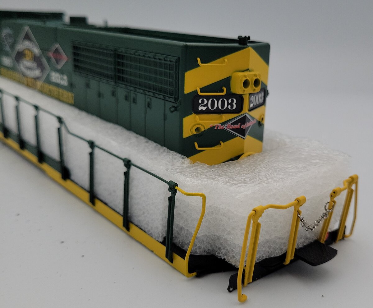 Lionel 82805-2 Reading and Northern SD38 Diesel Locomotive Body Shell #2003