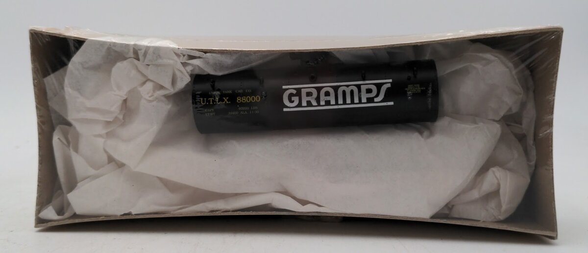 Roundhouse 3255 HO Scale Black Gramps 26' Old Timer Tank Car # 88000 Kit