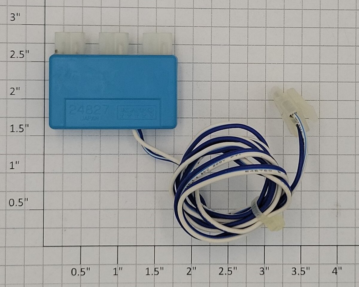Kato 24-827 HO Scale Blue and White Wire 35" 3-Way Extension Cord