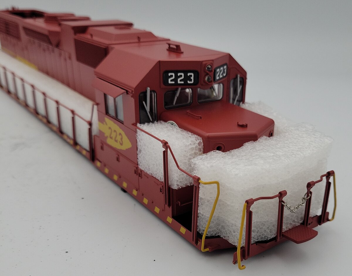Lionel 82799-2 Duluth Missabe & Iron Range SD38 Diesel Body Shell #223