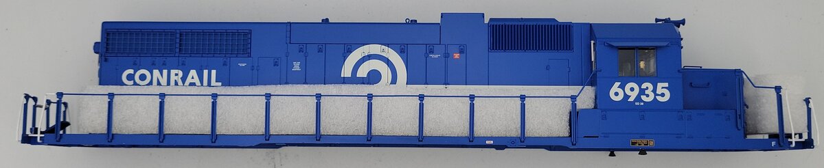Lionel 82796-2 Conrail SD38 Diesel Locomotive Body Shell #6935