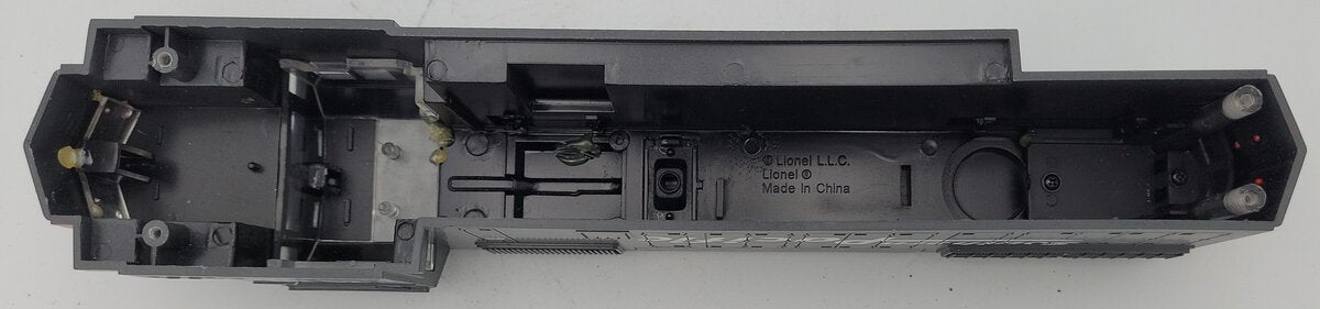Lionel 82827-2 Southern Pacific Lionchief Plus GP38 Diesel Body Shell #4846