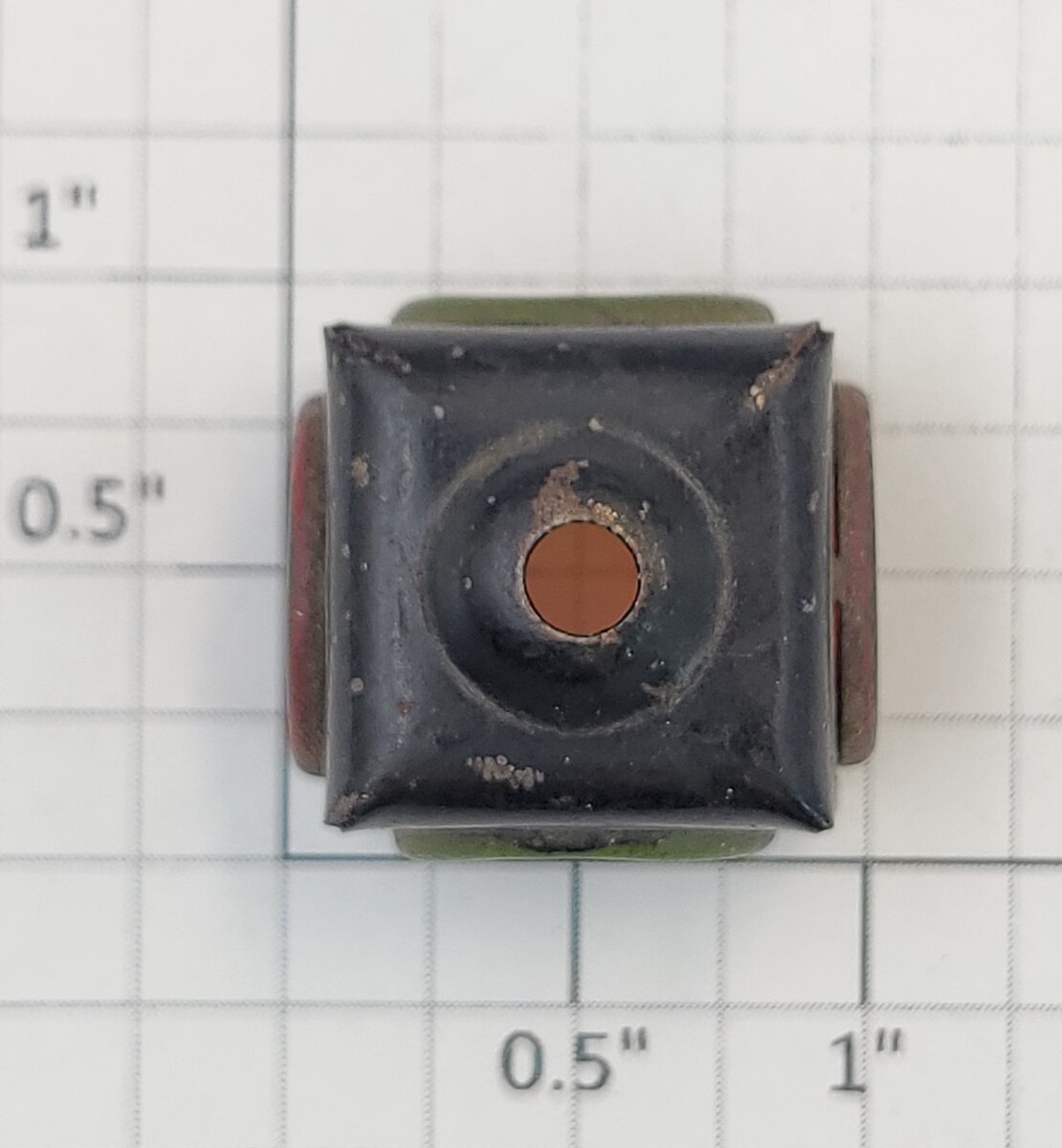 Lionel 210-10 Switch Lantern without One Green Lens