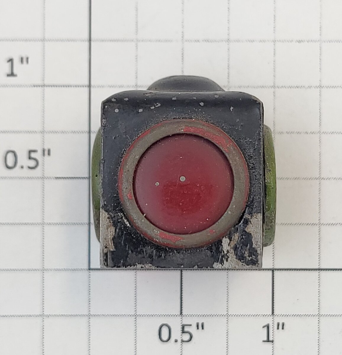 Lionel 210-10 Switch Lantern without One Green Lens