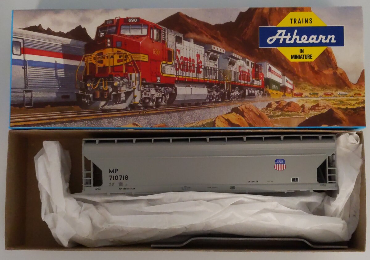 Athearn 2902C HO Union Pacific Center Flow Hopper Kit