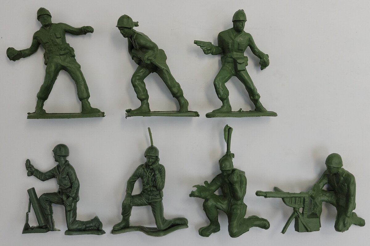 Acme 26-548 Army Man Figure Assortment (Bag of 7)
