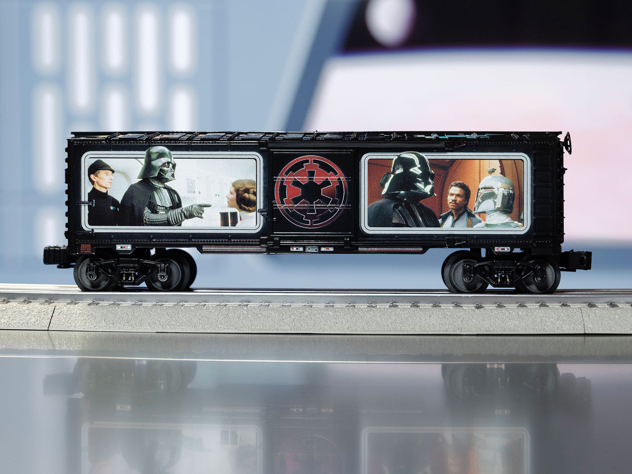 Lionel 2528240 O Star Wars Darth Vader Boxcar