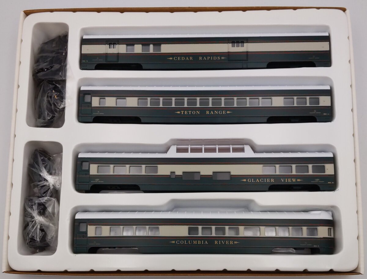 Con-Cor 0001-092031 HO Burlington Coach, Dome, OBSV & RPO Car Kit