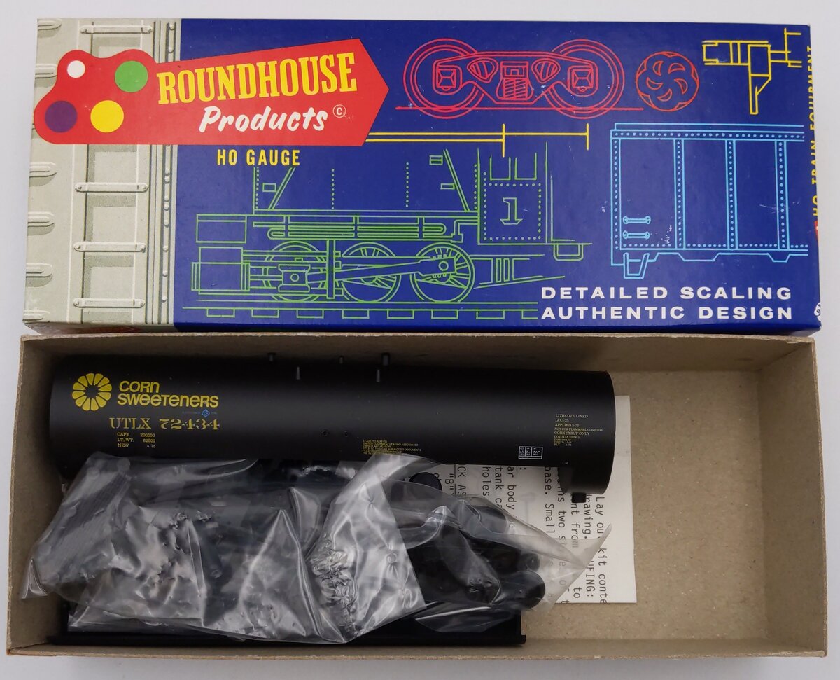 Roundhouse 3249 HO 50' Tank Car Kit