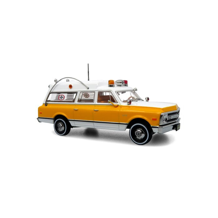 Iconic Replicas 50-0549 1:50 Rampart General Hospital 1969 Chevy C-10 Ambulance
