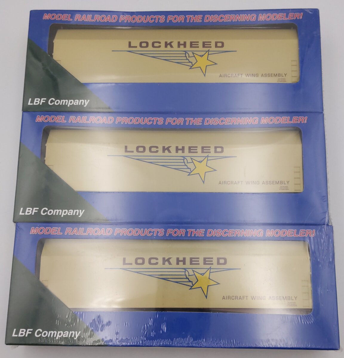 LBF 1807-35 HO Scale Lockheed Skybox & SP Flat Car Kits 3-Pck