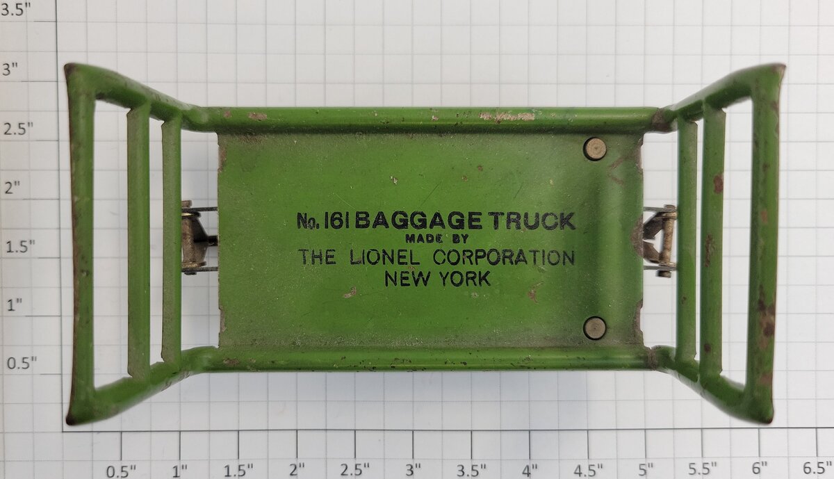 Lionel 161-1 Green Metal Baggage Truck