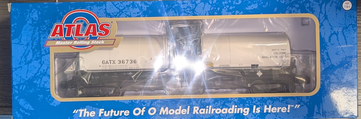 Atlas 3007207-1 O Gauge GATX #36736 3 Rail 17,360 Gallon Tank Car