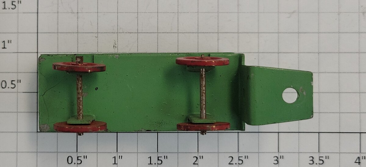 American Flyer 586-2 Green Metal Baggage Cart with Red Wheels