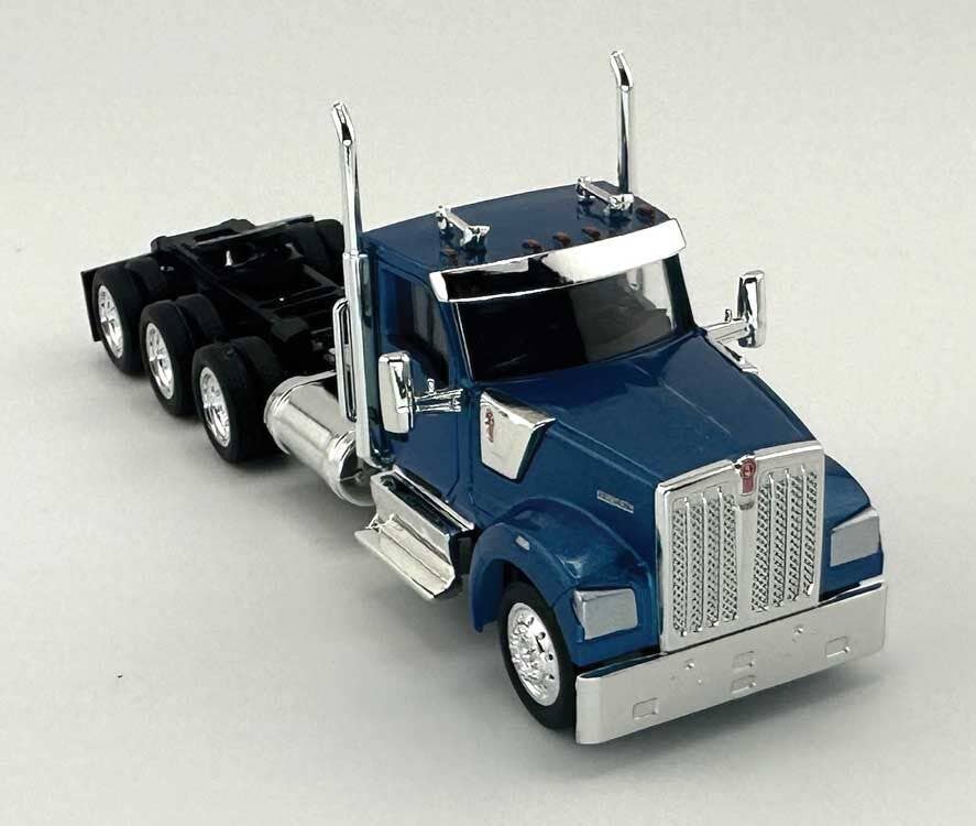HO Logistics Replicas 990062 HO Blue Kenworth 990 3-Axle Day-Cab Semi Tractor