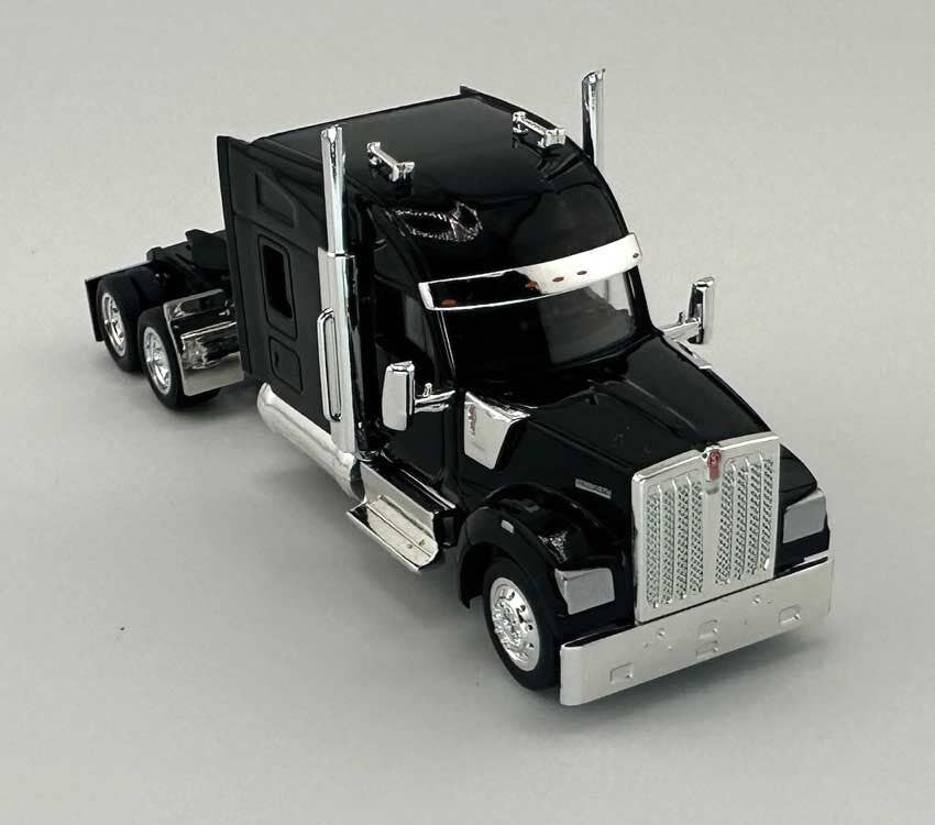 HO Logistics Replicas 990095 HO Kenworth 990 Stand-Up Sleeper-Cab Semi Tractor
