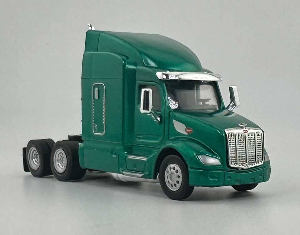 HO Logistics Replicas 57905 HO Met Green Peterbilt 579 Sleeper-Cab Semi Tractor
