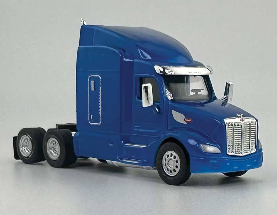 HO Logistics Replicas 57906 HO Met Blue Peterbilt 579 Sleeper-Cab Semi Tractor