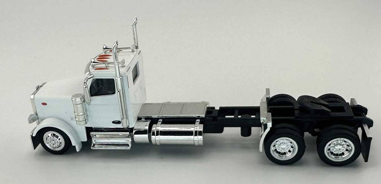 HO Logistics Replicas 589071 HO White Peterbilt 589 2-Axle Day-Cab Semi Tractor