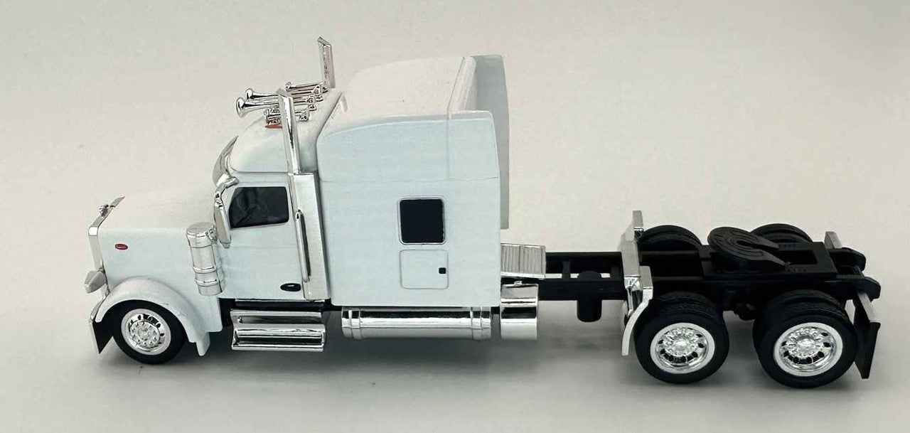 HO Logistics Replicas 589075 HO Peterbilt 589 Stand-Up Sleeper-Cab Semi Tractor