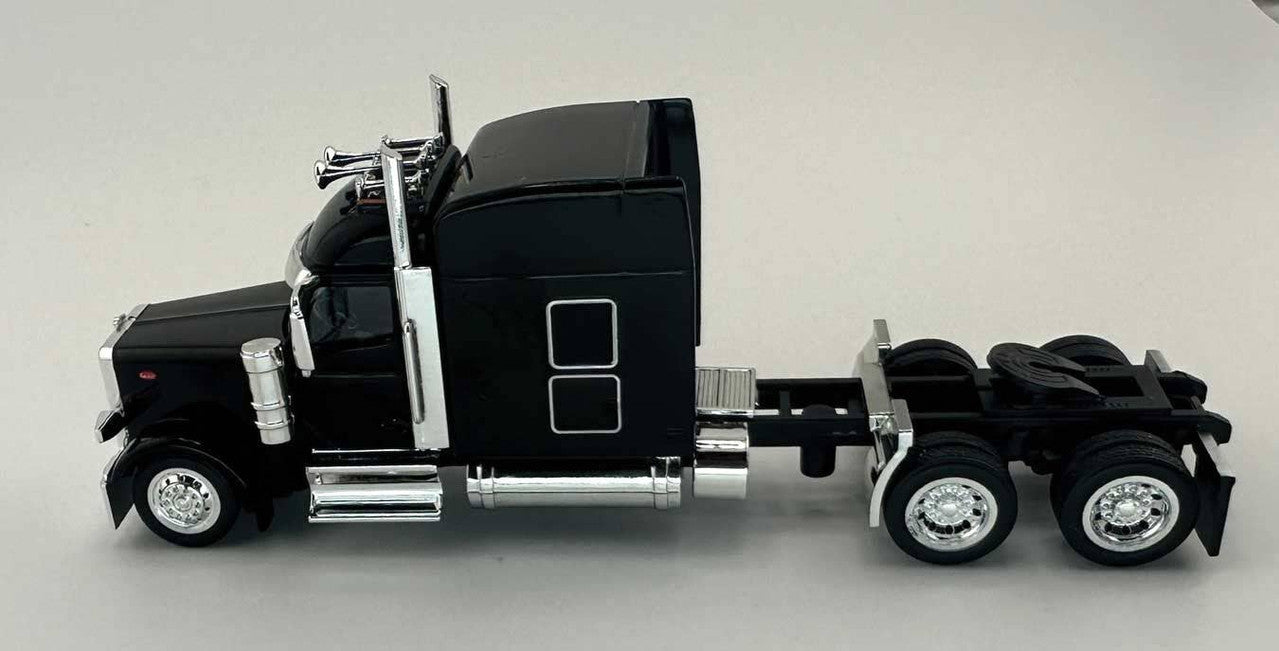 HO Logistics Replicas 589095 HO Peterbilt 589 Stand-Up Sleeper-Cab Semi Tractor
