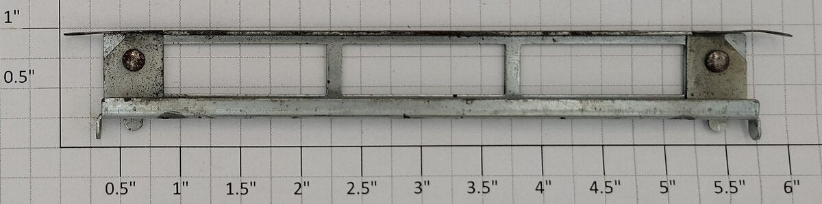 Lionel 3656-177 Cattle Corral Platform Fence Rail with Gate Spring