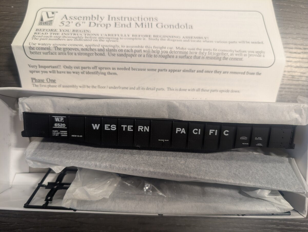 Proto 2000 21050 HO Scale 52'6'' WP Drop End Mill Gondola Plastic Model Kit