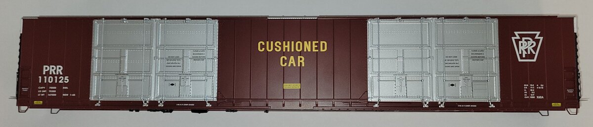 Lionel 82422-2 Pennsylvania 8-Door Hi-Cube Boxcar Body with Frame