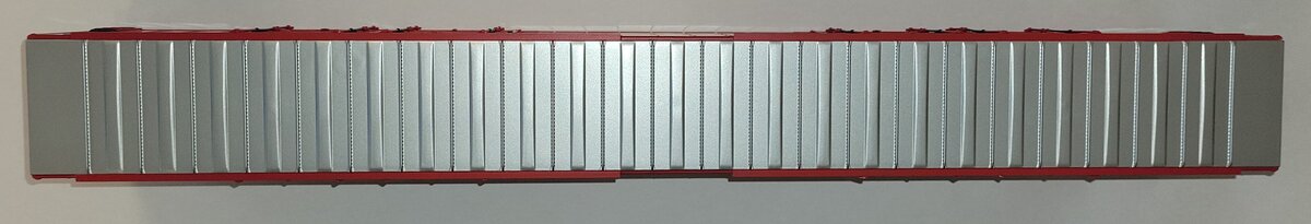 Lionel 82420-2 Southern Pacific 8-Door Hi-Cube Boxcar Body with Frame