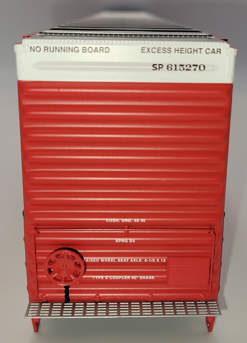 Lionel 82420-2 Southern Pacific 8-Door Hi-Cube Boxcar Body with Frame
