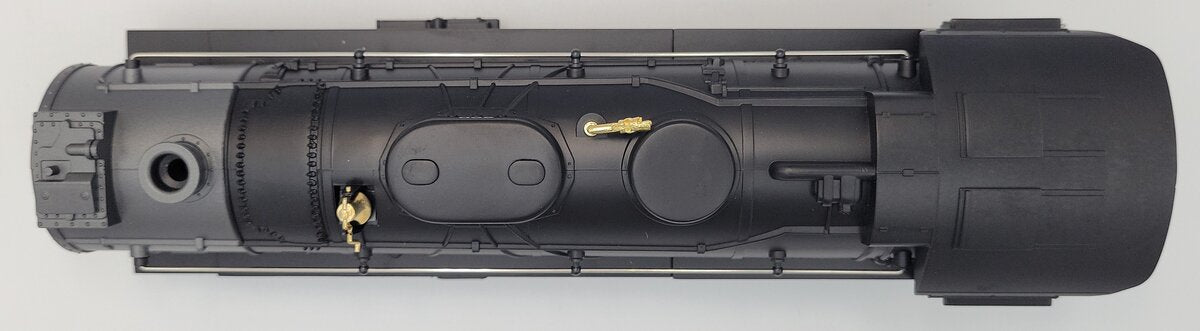 Lionel 82971-2  C&NW Pacific 4-6-2 Steam Locomotive Shell with Figures #600